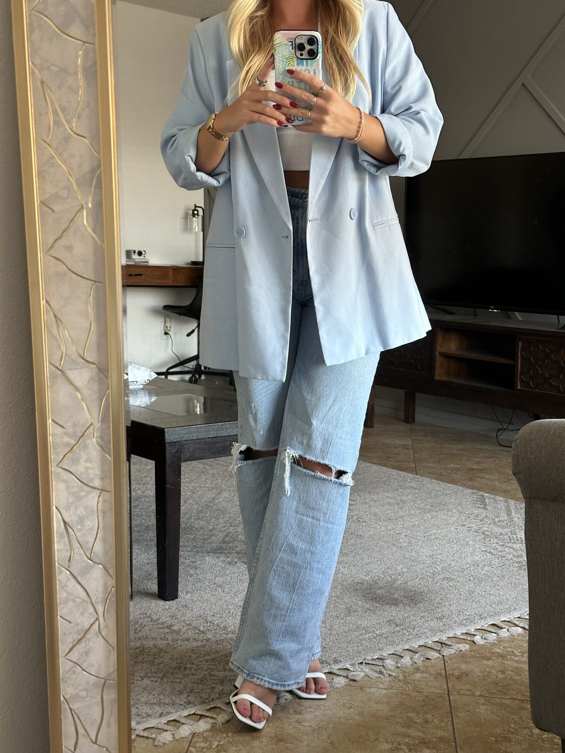 3 Things I Changed To Break Through My Most Recent Weight Loss Plateau & Fit Back Into My Pre-Pregnancy Jeans!